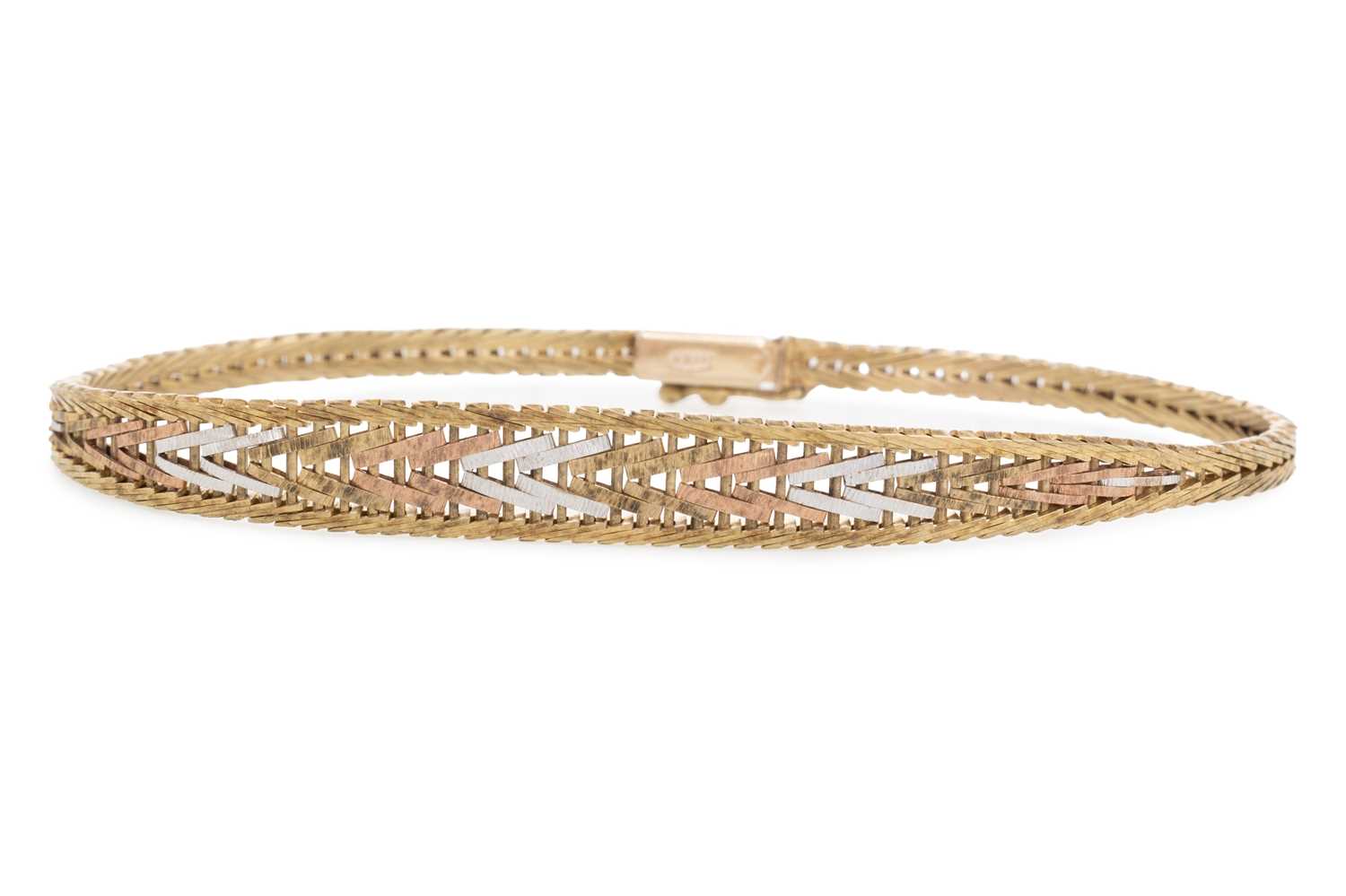 Lot 468 - GOLD TRI-COLOUR BRACELET