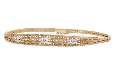 Lot 468 - GOLD TRI-COLOUR BRACELET