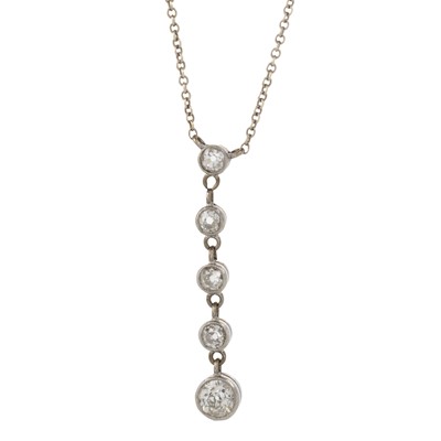 Lot 478 - DIAMOND FIVE STONE NECKLACE