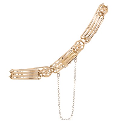 Lot 498 - GOLD GATE BRACELET