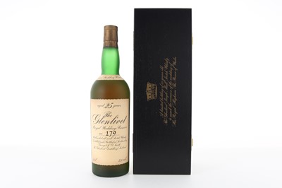 Lot GLENLIVET 25 YEAR OLD ROYAL WEDDING RESERVE 75CL