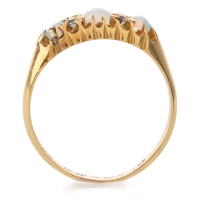 Lot 513 - OPAL AND DIAMOND RING