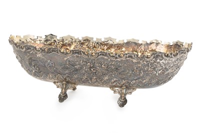 Lot 83 - CONTINENTAL SILVER BASKET