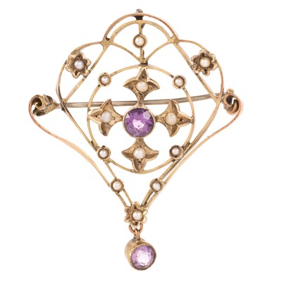 Lot 527 - AMETHYST AND PEARL HOLBEIN AND A BAR BROOCH
