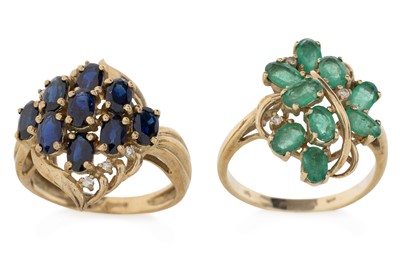 Lot 530 - FIVE GOLD DRESS RINGS