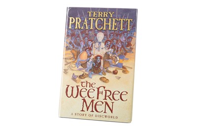 Lot 318 - TERRY PRATCHETT, SIGNED COPY OF 'THE WEE FREE MEN'