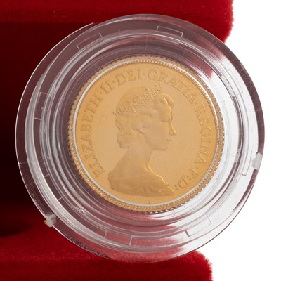 Lot 50 - ELIZABETH II GOLD PROOF HALF SOVEREIGN