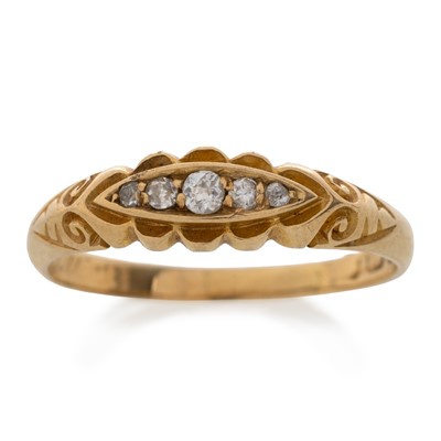 Lot 601 - DIAMOND BOAT RING