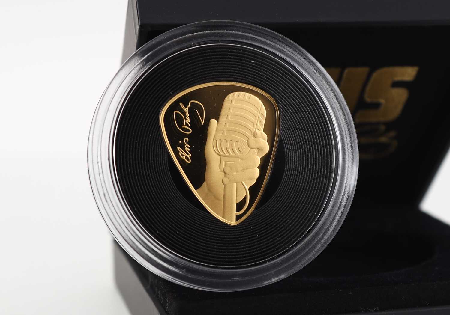Lot 71 - ELVIS PRESLEY
