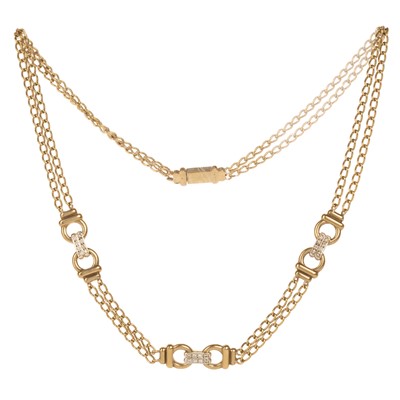 Lot 669 - GOLD AND DIAMOND NECKLACE