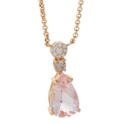 Lot 590 - MORGANITE AND DIAMOND NECKLACE