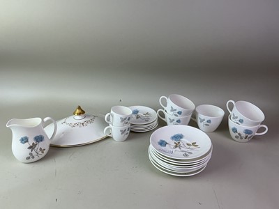 Lot 45 - ROYAL DOULTON DINNER SERVICE