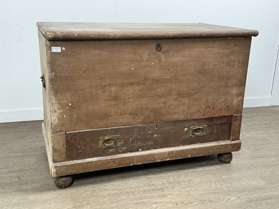 Lot 72 - PINE MEAL CHEST