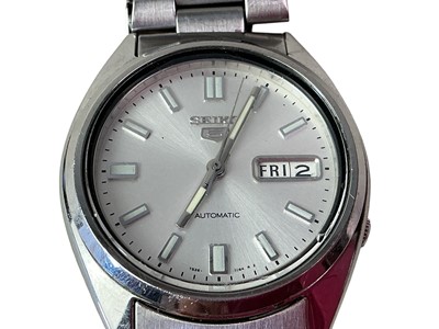 Lot 5 - SEIKO