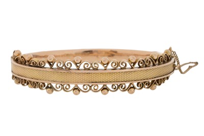Lot 693 - GOLD BANGLE