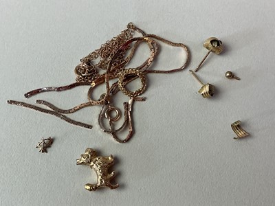 Lot 27 - GROUP OF GOLD JEWELLERY
