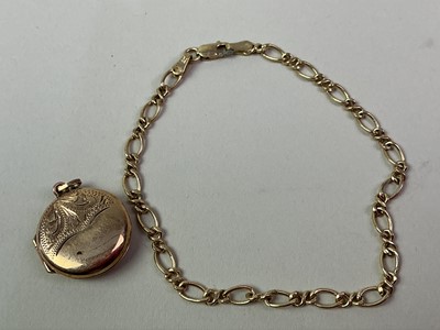 Lot 19 - GOLD BRACELET
