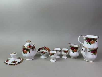 Lot 14 - COLLECTION OF ROYAL ALBERT OLD COUNTRY ROSES TEA, DINNER AND TABLE WARE