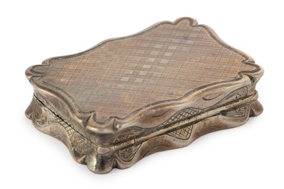 Lot 114 - SILVER VINAIGRETTE