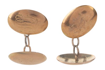 Lot 658 - PAIR OF OVAL CUFFLINKS
