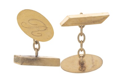 Lot 721 - PAIR OF GOLD CUFFLINKS