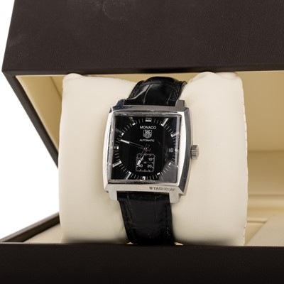 Lot 879 - TAG HEUER