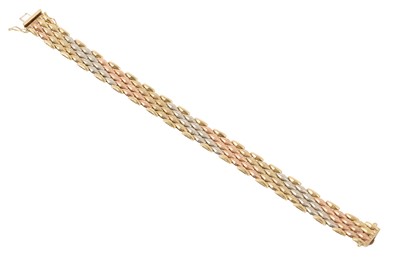 Lot 741 - GOLD BRACELET