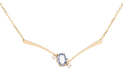 Lot 749 - SAPPHIRE AND DIAMOND NECKLET