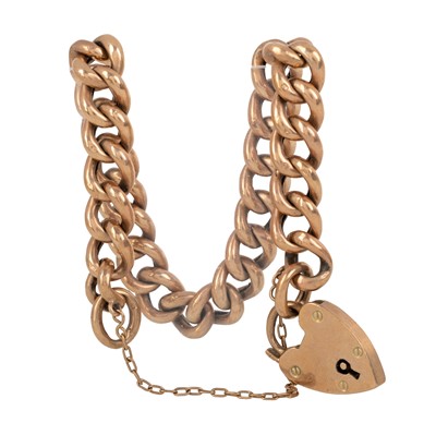 Lot 752 - GOLD CURB LINK BRACELET