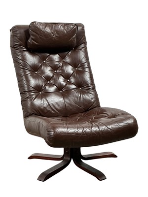 Lot 1611 - MID CENTURY SCANDINAVIAN EASY CHAIR