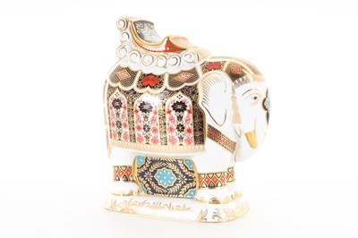 Lot 1639 - ROYAL CROWN DERBY PAPERWEIGHT