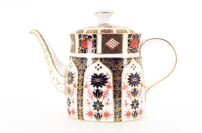 Lot 1641 - ROYAL CROWN DERBY TEAPOT