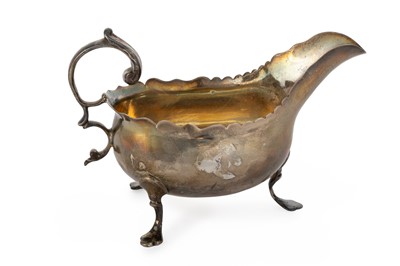 Lot 138 - GEORGE III SILVER SAUCE BOAT