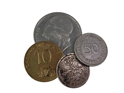 Lot 18 - GROUP OF COINS