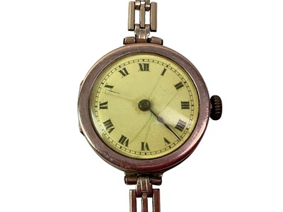 Lot 25 - LADY'S GOLD BRACELET WATCH