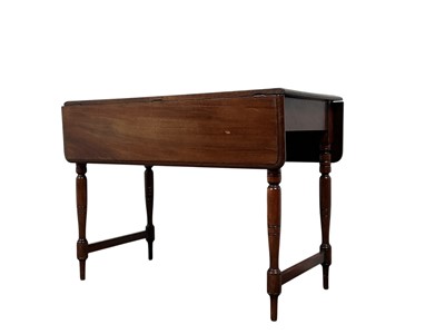 Lot 131 - VICTORIAN MAHOGANY PEMBROKE TABLE
