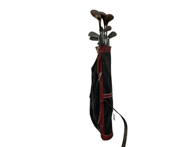 Lot 133 - SET OF VINTAGE GOLF CLUBS