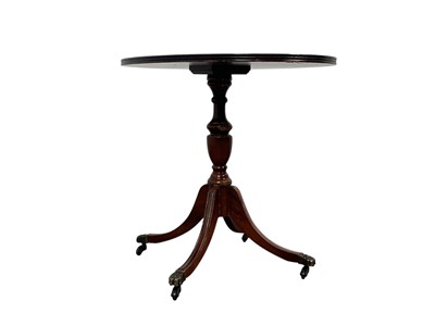 Lot 139 - MAHOGANY WINE TABLE