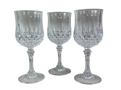 Lot 147 - GROUP OF CRYSTAL GLASSES