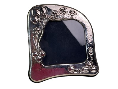 Lot 163 - ART NOUVEAU STYLE SILVER PHOTOGRAPH FRAME