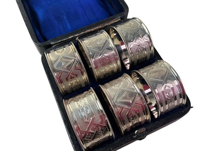Lot 184 - PAIR OF SILVER NAPKIN RINGS