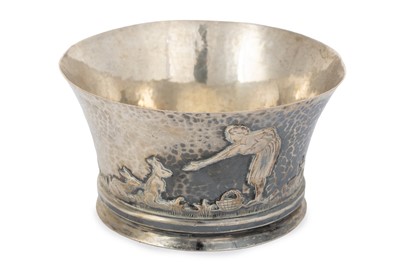 Lot 178 - GEORGE V SILVER CHRISTENING BOWL