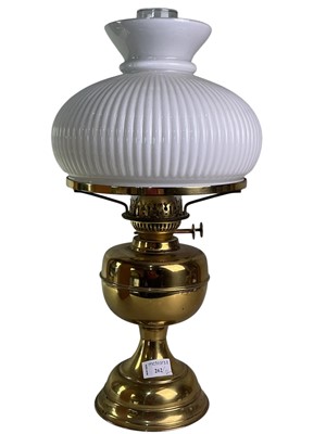 Lot 262 - GEORGE V BRASS OIL LAMP