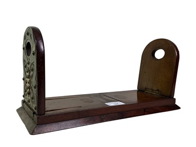 Lot 389 - VICTORIAN MAHOGANY SLIDING BOOK STAND