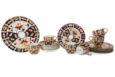 Lot 1776 - GROUP OF ROYAL CROWN DERBY WARES
