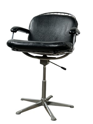 Lot 489 - INDUSTRIAL STYLE SWIVEL CHAIR