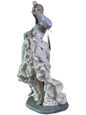 Lot 557 - NAO CERAMIC FIGURE