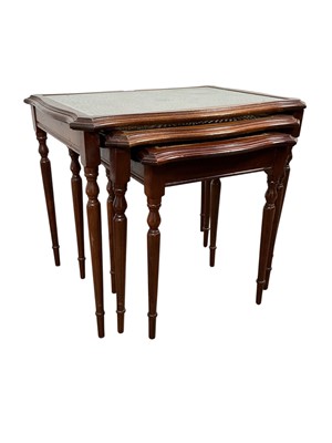 Lot 279 - MAHOGANY NEST OF THREE TABLES