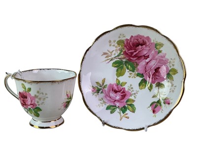 Lot 563 - ROYAL ALBERT TEA SERVICE