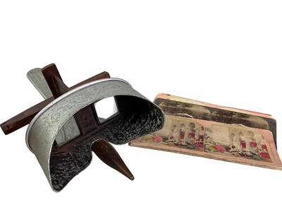 Lot 482 - STEREOSCOPIC VIEWER AND SLIDES